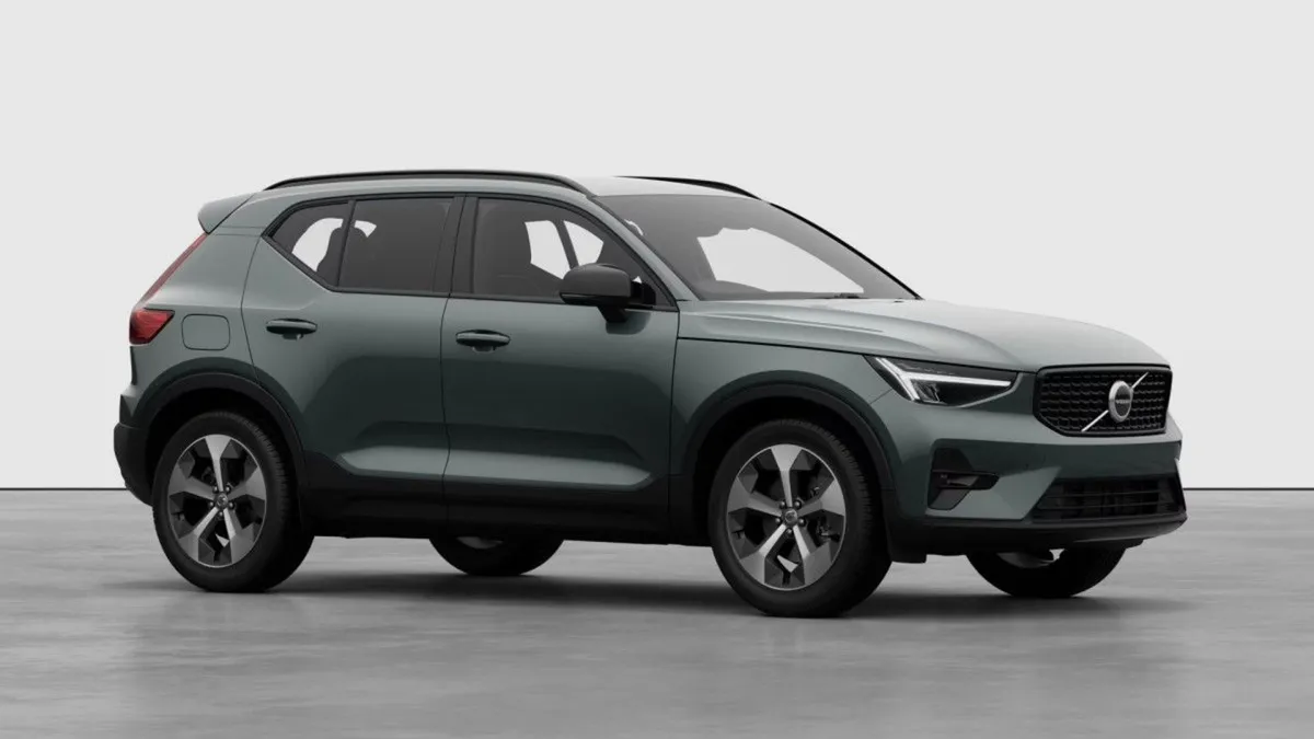 Volvo XC40 B3 Mhev  order Now - Image 1