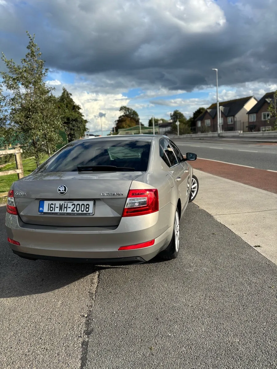 161 SKODA OCTAVIA NEW NCT - Image 4