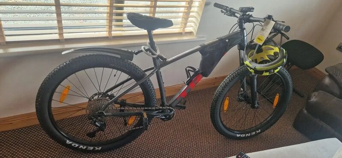 Trek Roscoe 6 L - Image 1