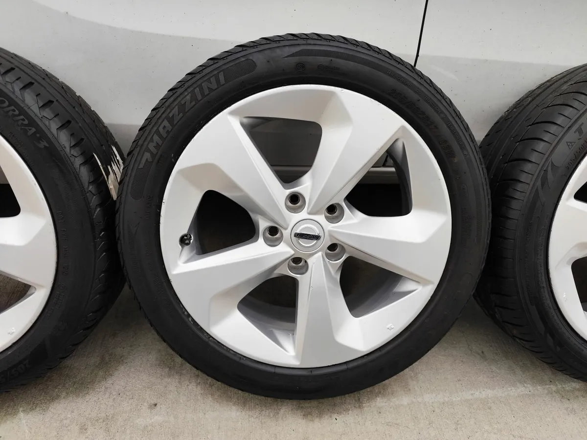 17" Nissan alloys. Also suit other japanese cars. - Image 4