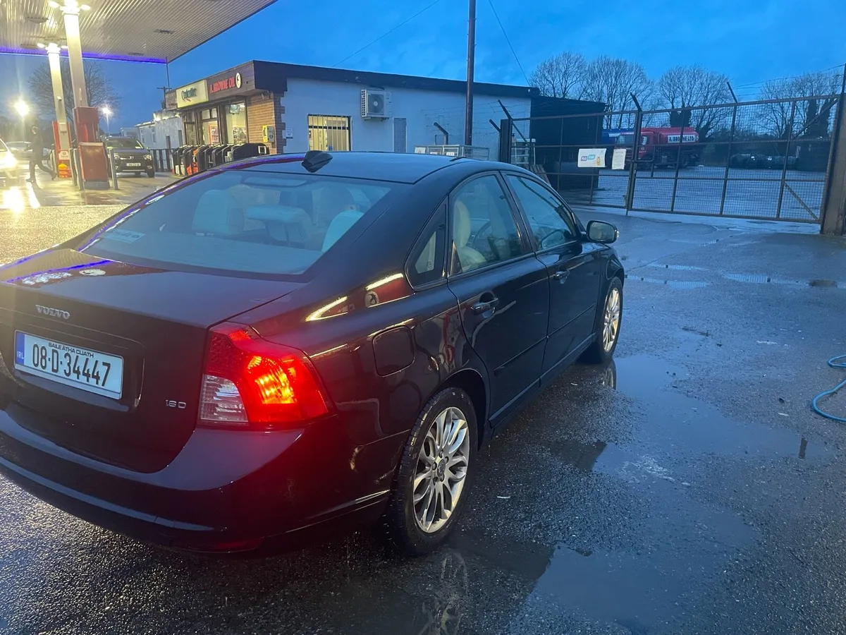 Volvo S40 1.6D Tax and NCT - Image 4