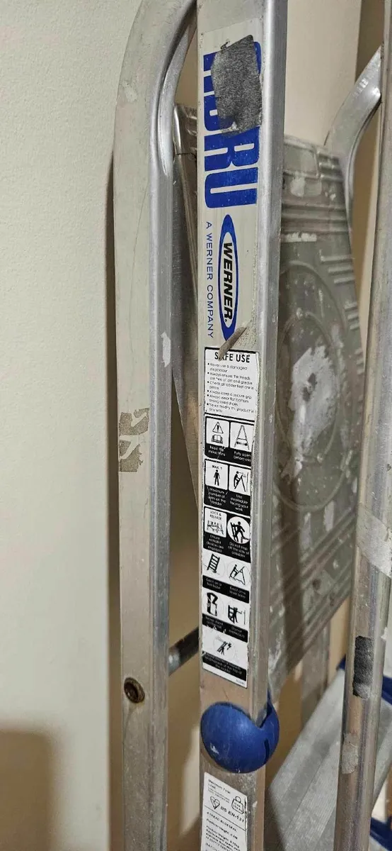 STEPLADDER 4 TREAD - Image 2