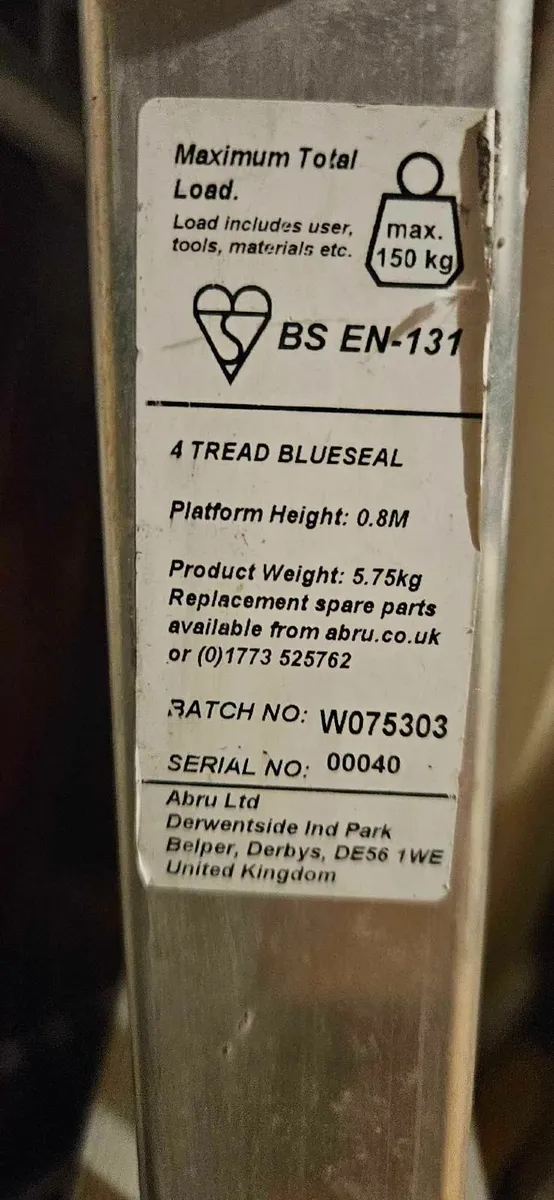STEPLADDER 4 TREAD - Image 4