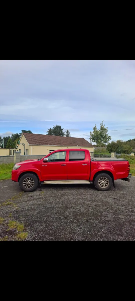Toyota Hilux 2016 - Image 1
