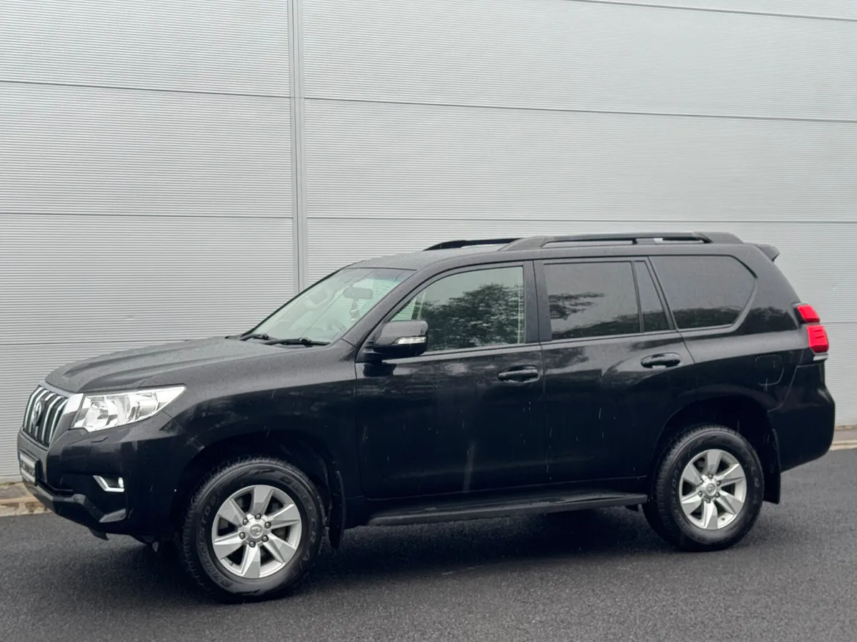 Toyota Land Cruiser 2020 LWB - Image 2