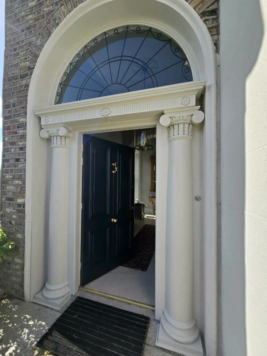 Builder - Image 1