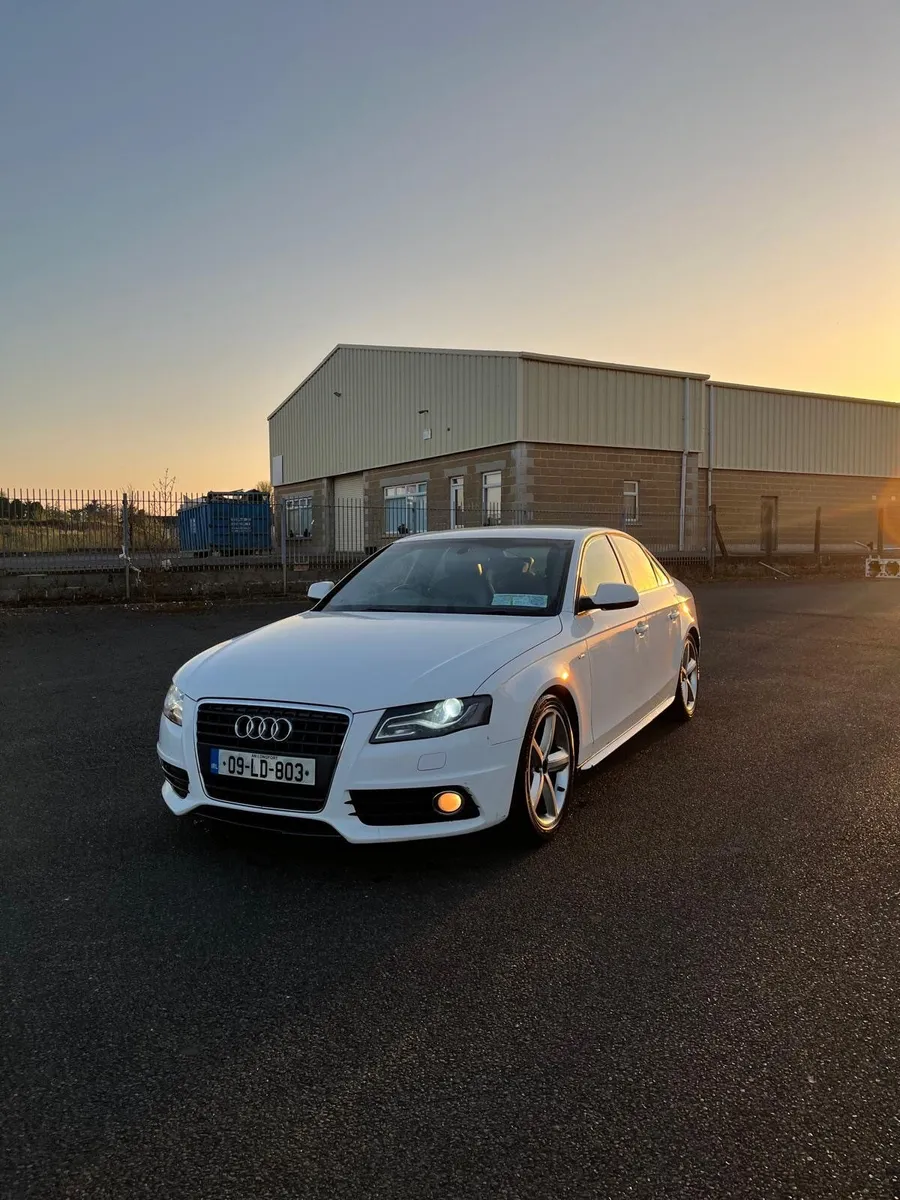 Audi A4 2009 - Image 1