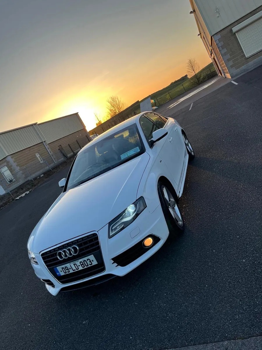 Audi A4 2009 - Image 2