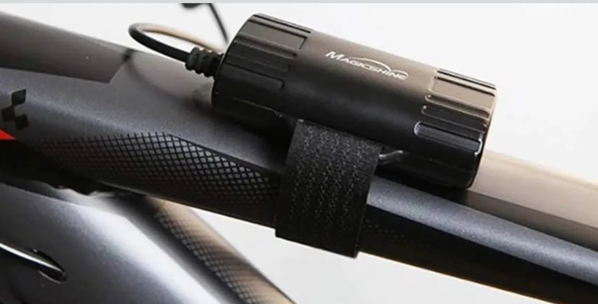 Bicycle Light 1200 Lumen MJ-900 - Image 3