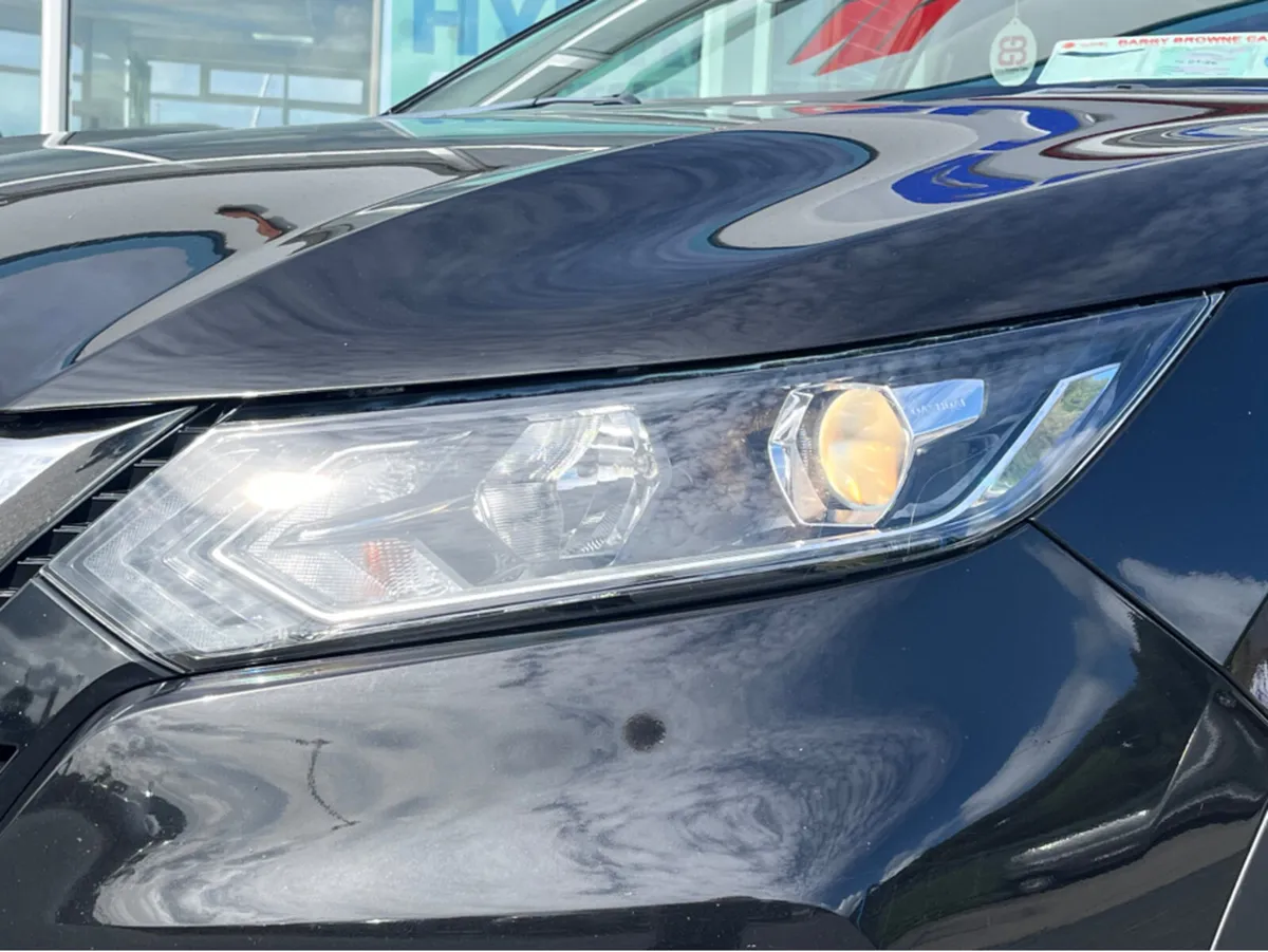 Nissan Qashqai 1.5 DCI N-CONNECTA 5DR 110PS - Image 3