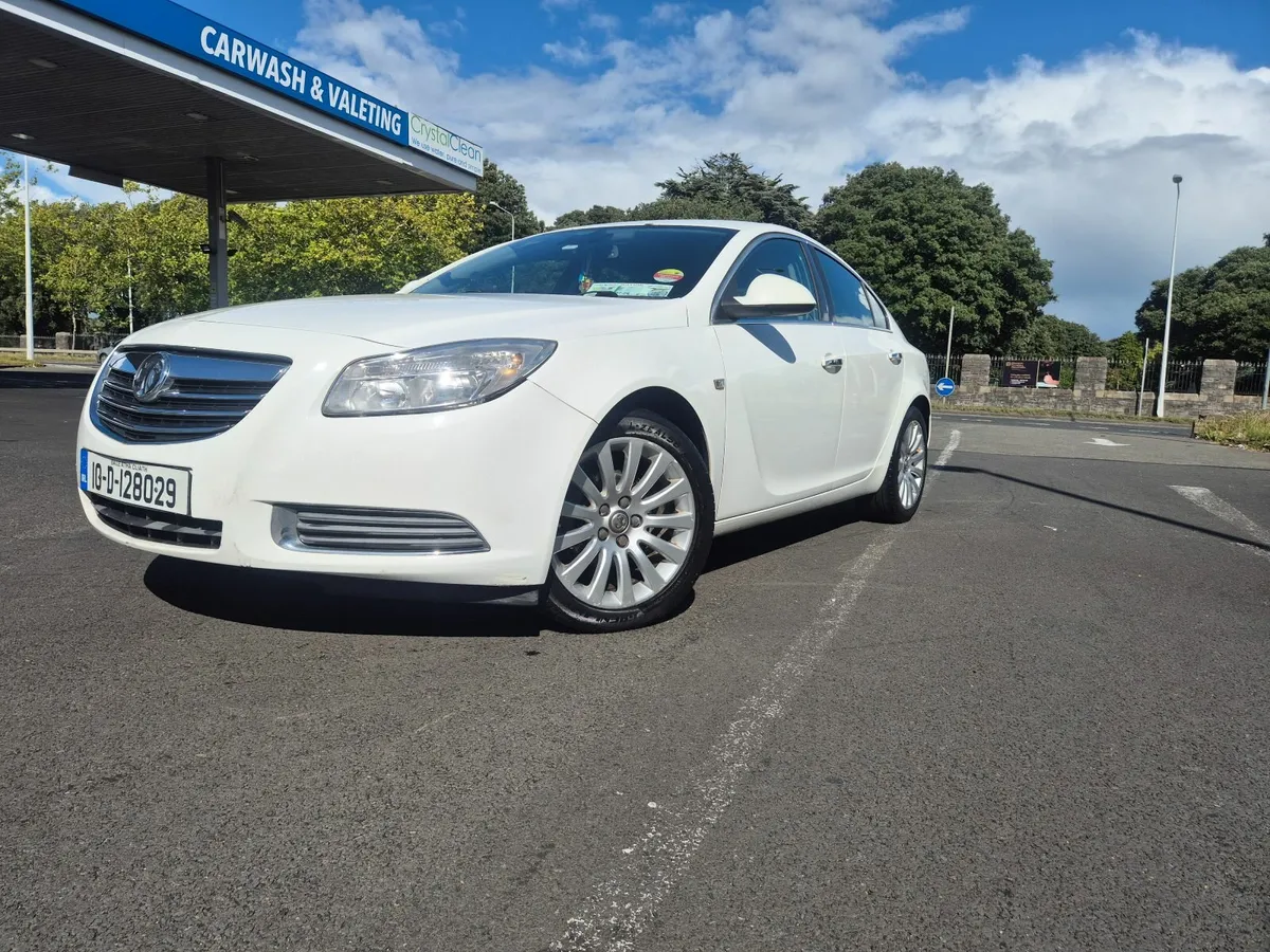Vauxhall Insignia 2010 - Image 4