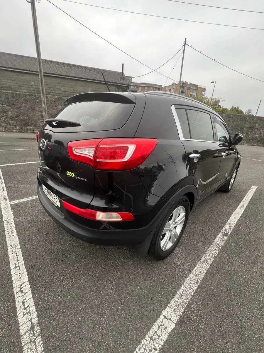 kia Spotage 2012 - Image 2