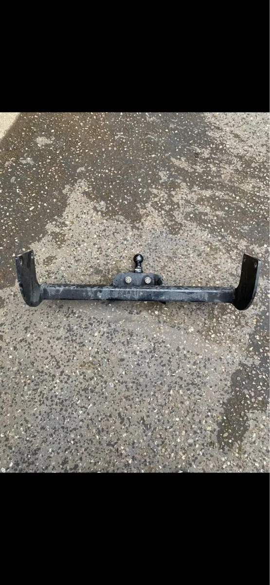 Transit MK 7 Chassis Cab Tow Bar - Image 2