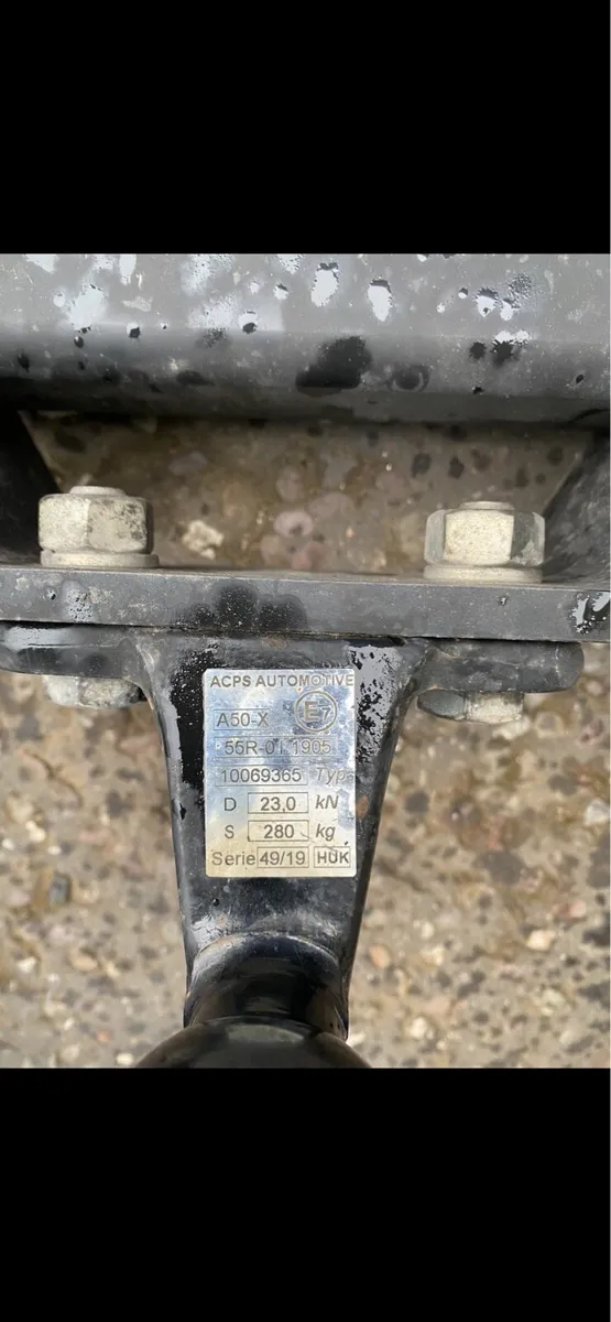 Transit MK 7 Chassis Cab Tow Bar - Image 3
