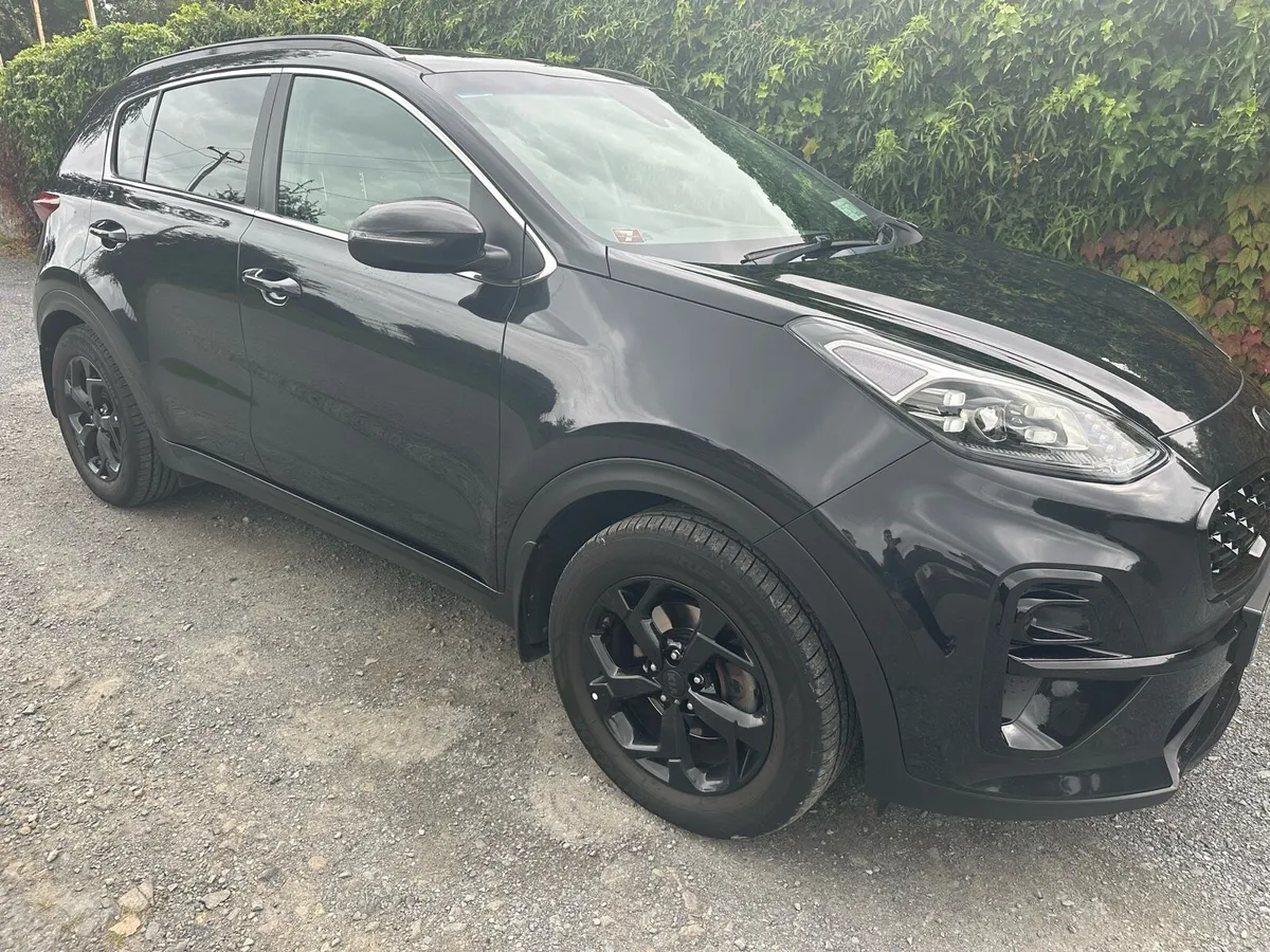 2021 KIA Sportage Auto DCT Special *Black Edition* - Image 4