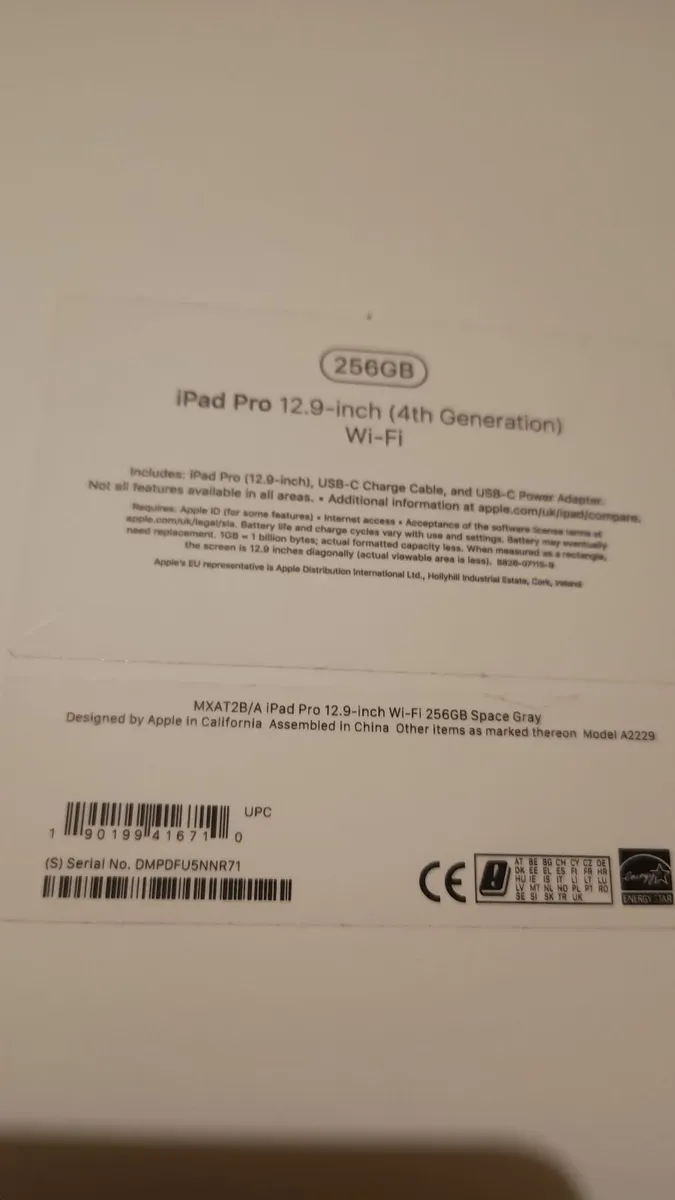 iPad pro 12.9 inch 4th generation wifi 256gb - Image 1