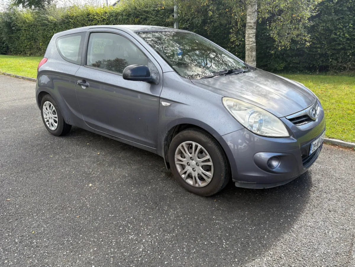 Hyundai i20 CLASSIC 76BHP 3DR - Image 1