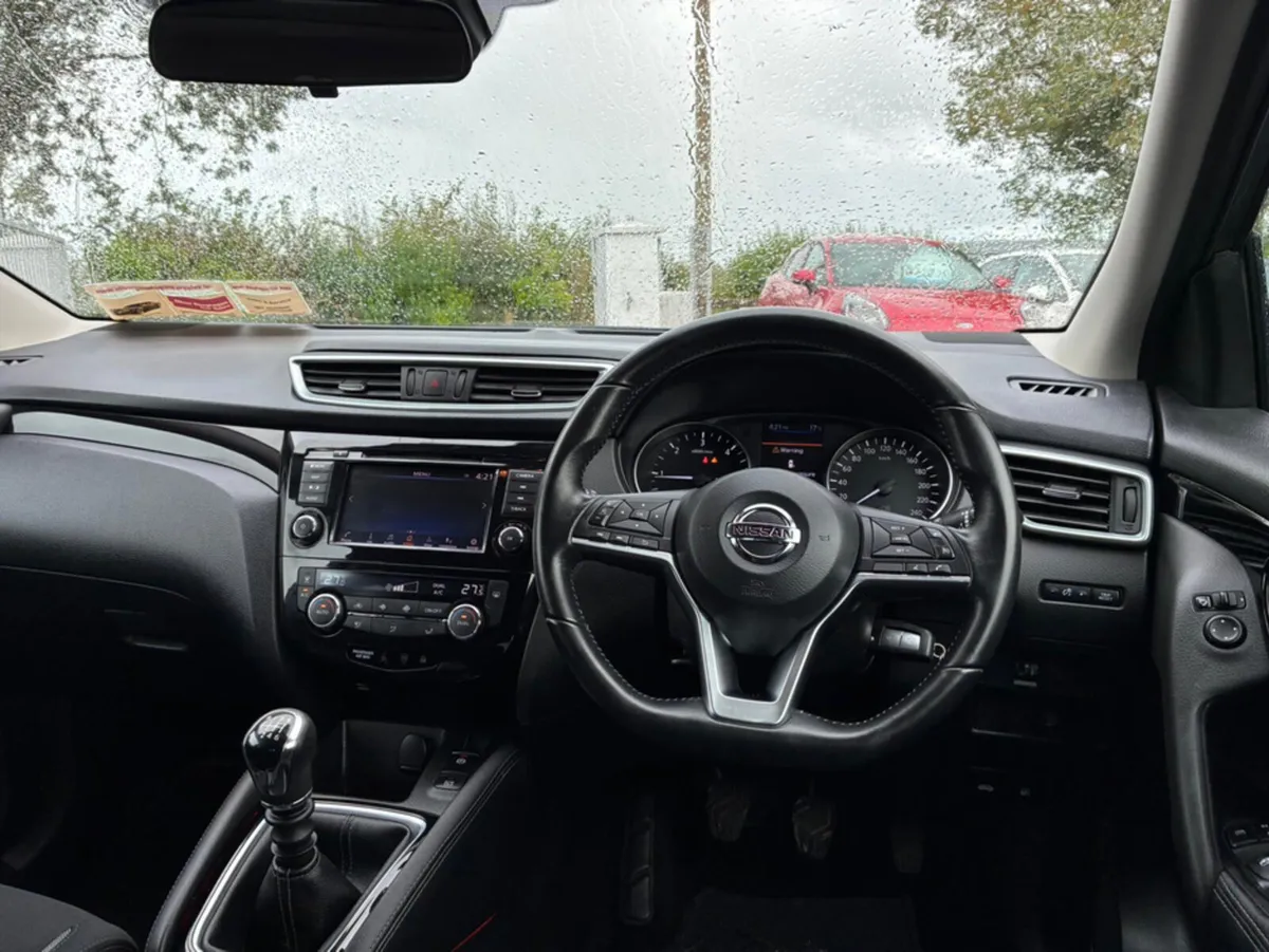 Nissan Qashqai 1.5 DSL SV (LOW KLMS) - Image 3