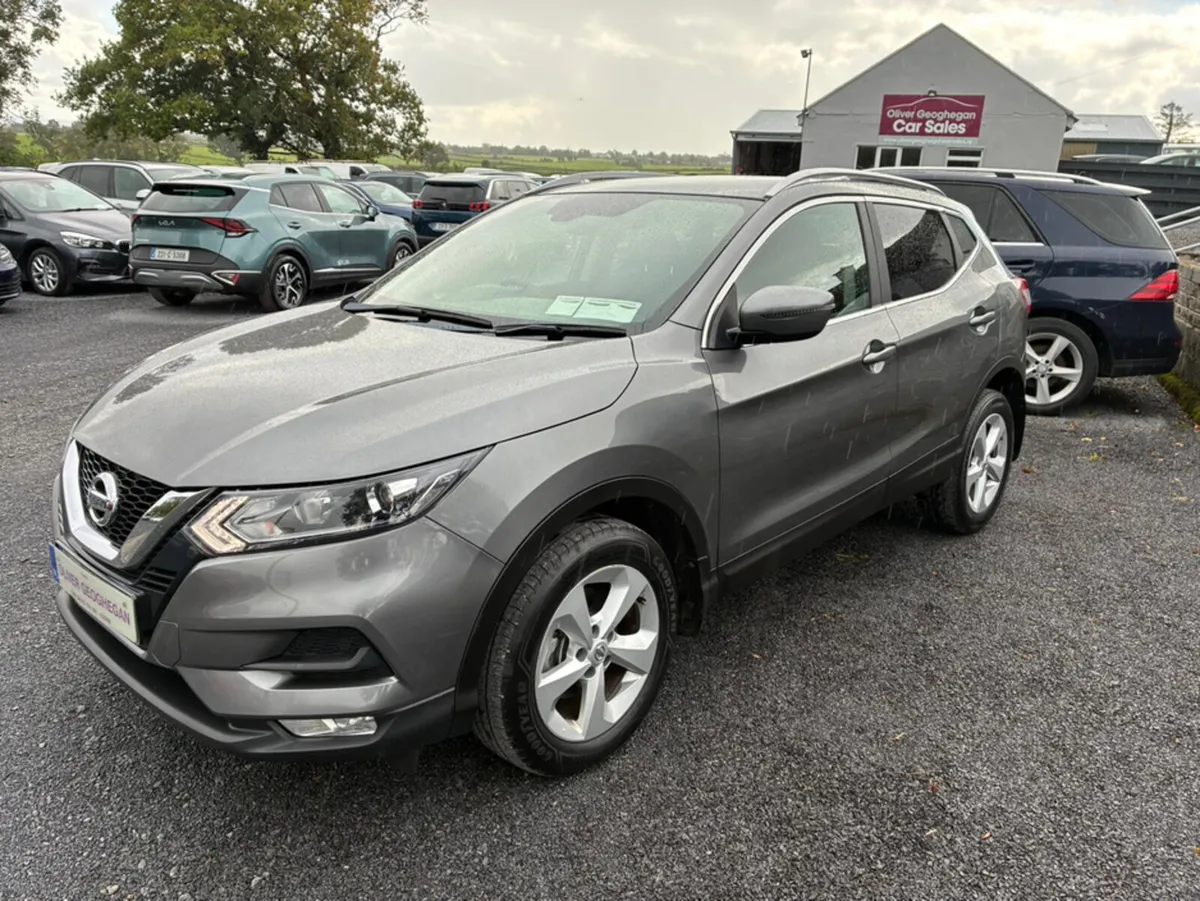 Nissan Qashqai 1.5 DSL SV (LOW KLMS) - Image 4