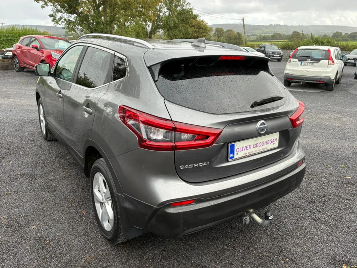 Nissan Qashqai 1.5 DSL SV (LOW KLMS) - Image 3