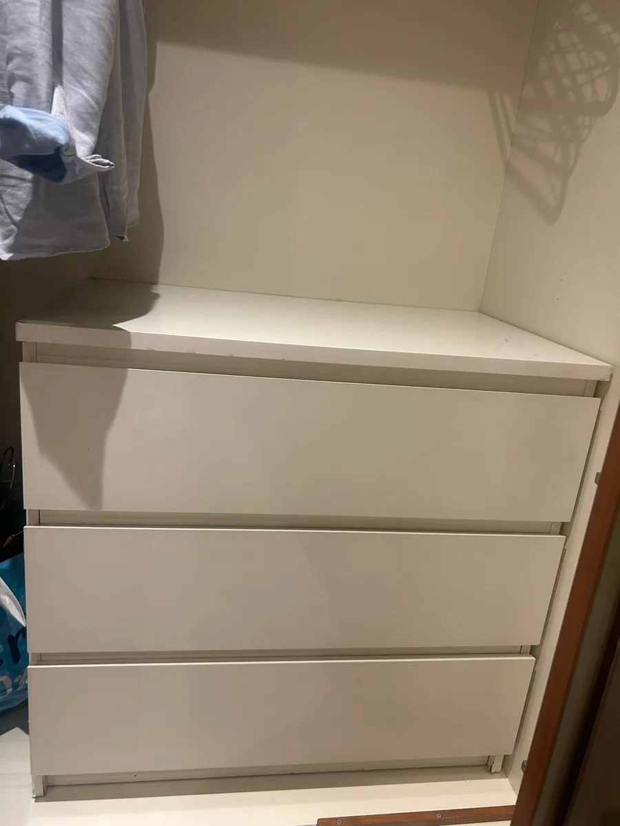 Shelves/ drawers - Image 3