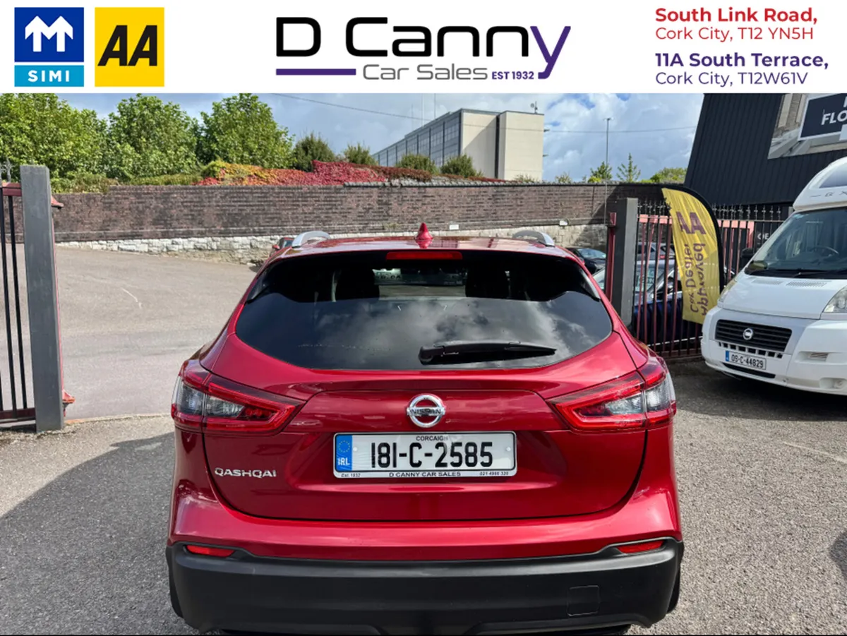 Nissan Qashqai 1.2 SV 18 4DR - Image 3