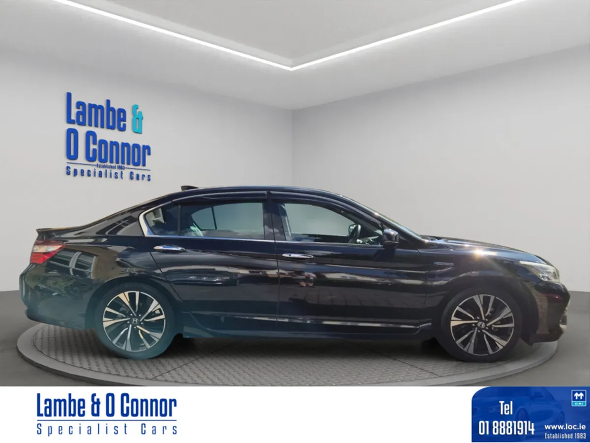 Honda Accord DAA-CR7 - Image 2