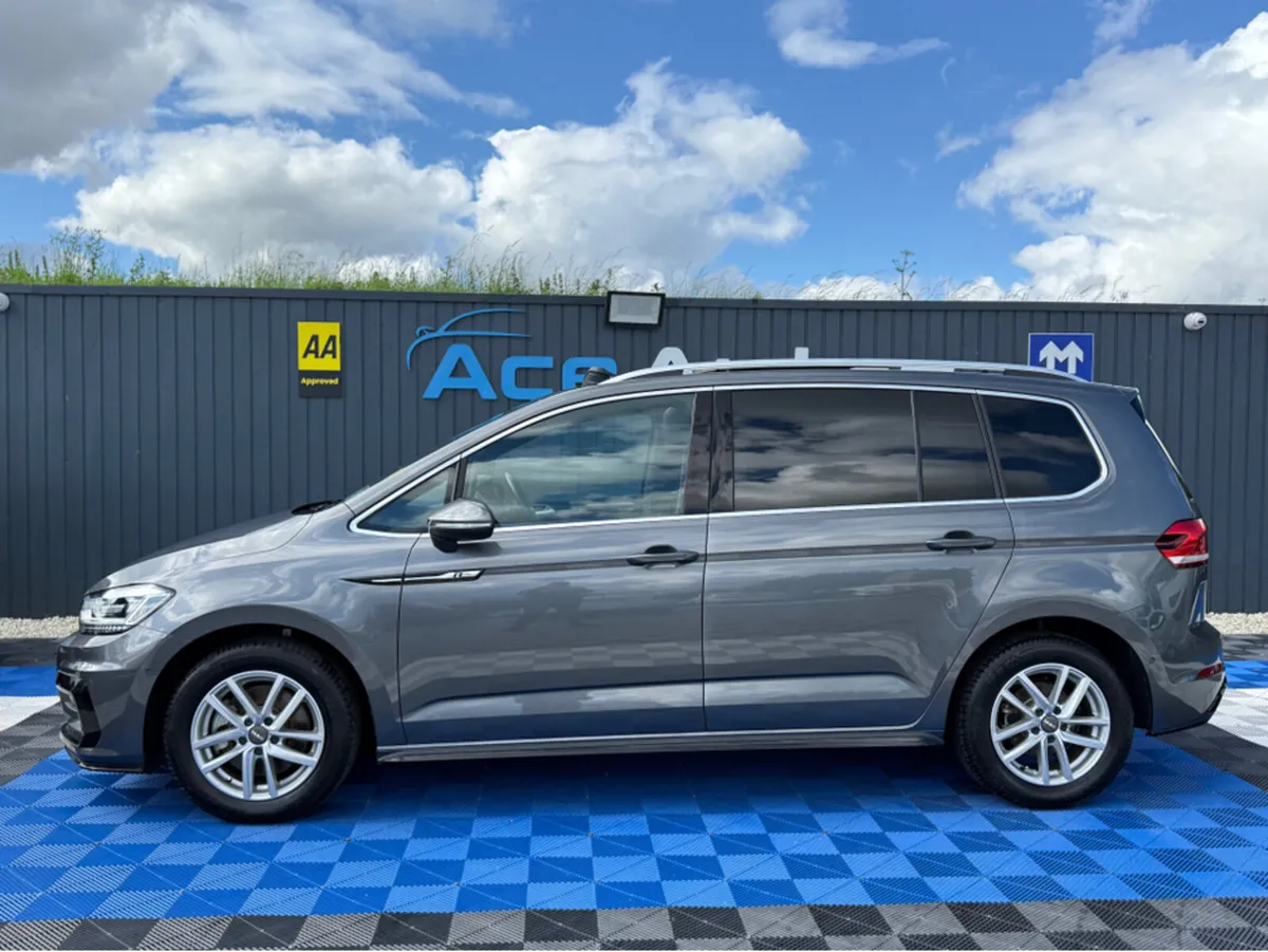 Volkswagen Touran R-LINE - 1.4 PETROL - AUTO - 7 S - Image 4