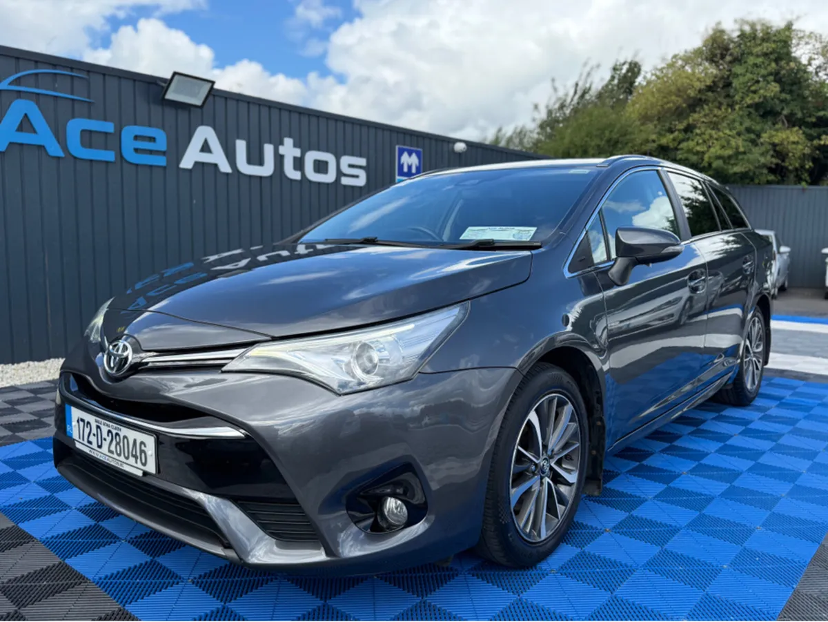 Toyota Avensis BUSINESS EDT - 2.0L DIESEL - MANUAL - Image 2