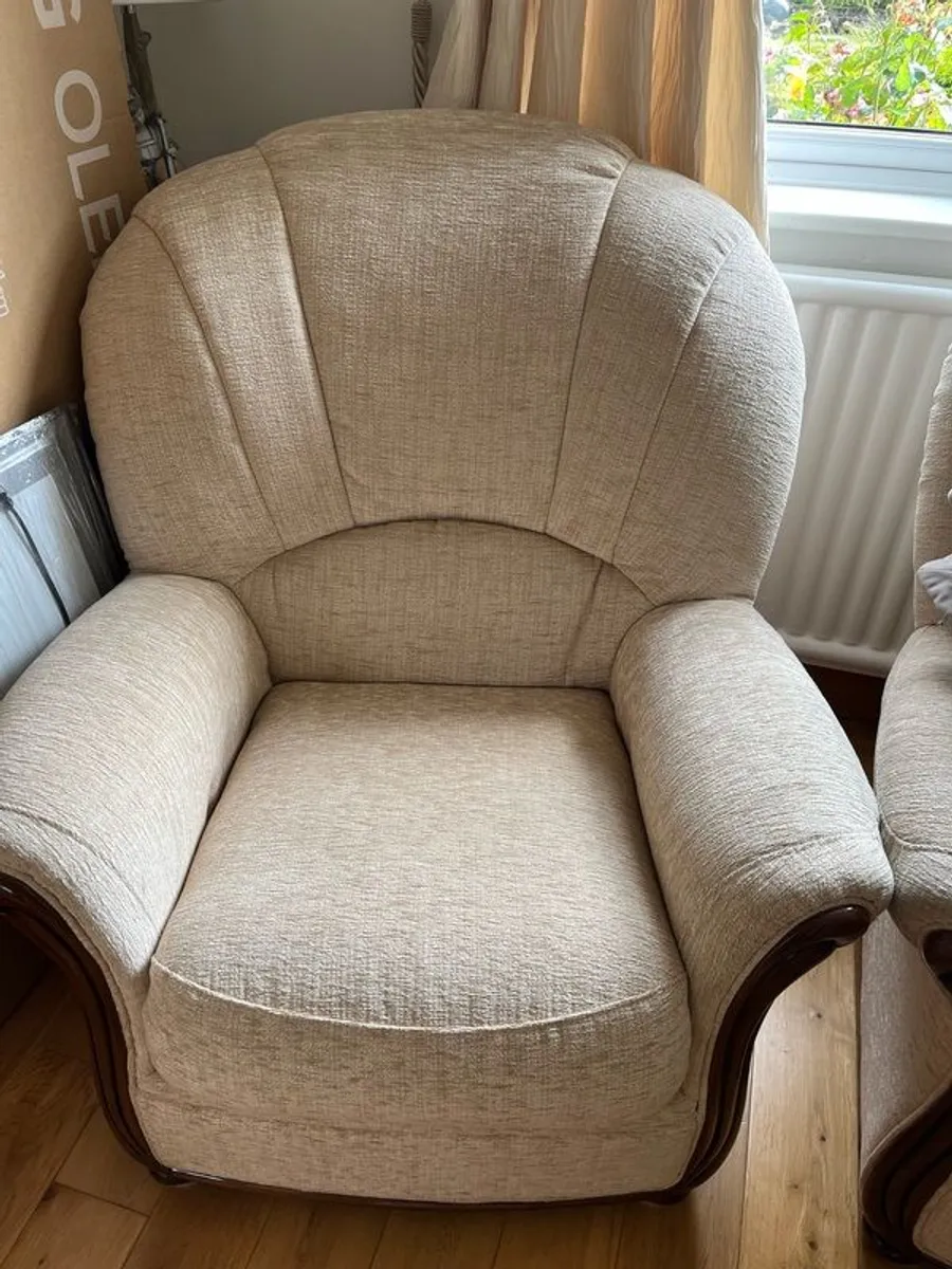 Suite of Furniture - Image 2