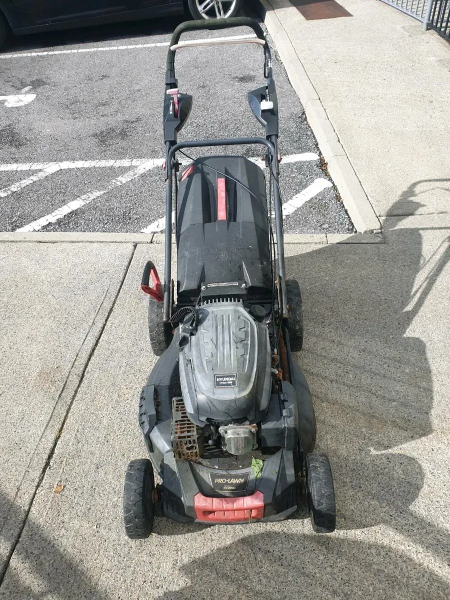 PETROL LAWNMOWER - Image 4