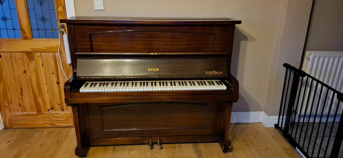Piano for sale - Image 1