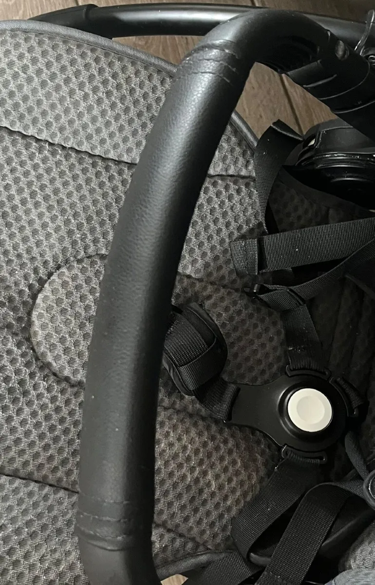 Pram - Image 4