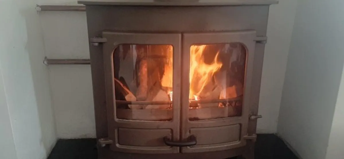 Stove - Image 2