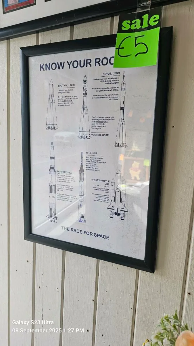 Pictures and picture frames - Image 2