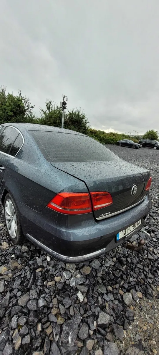 Volkswagen Passat 2013 - Image 4