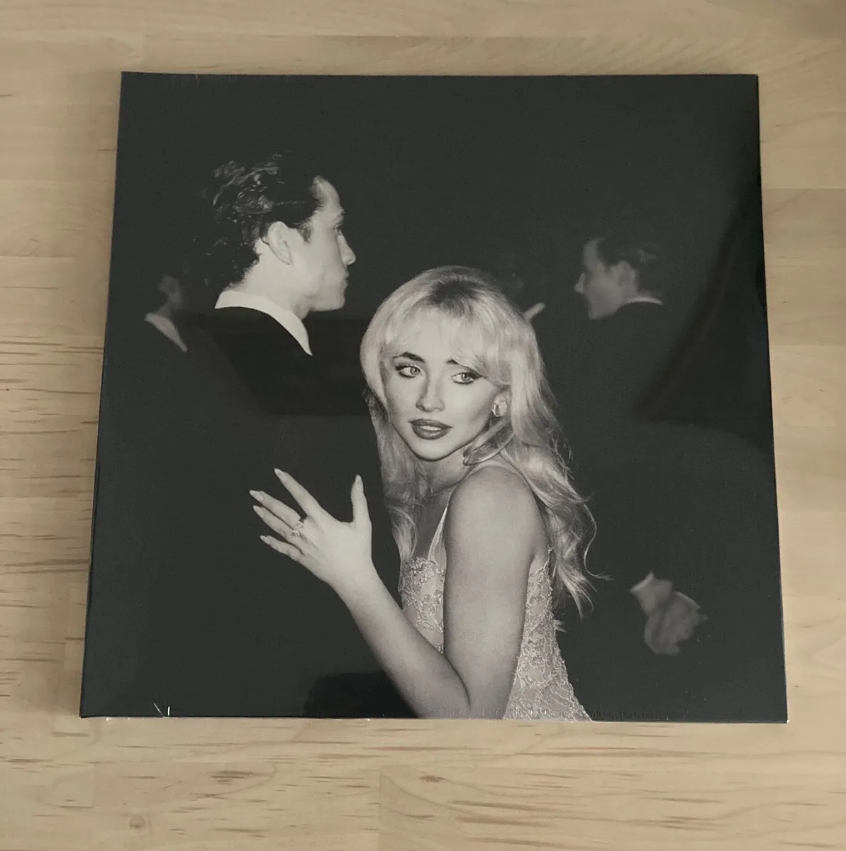 Sabrina Carpenter Man’s Best Friend Vinyl - New - Image 3