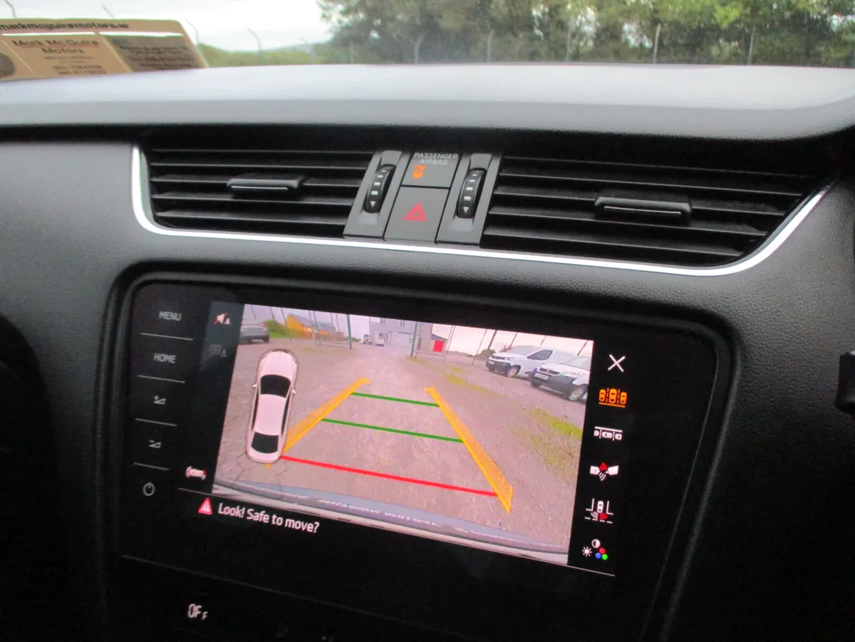 Skoda Octavia 2018 1.6 TDI 110BHP STYLE - Image 3