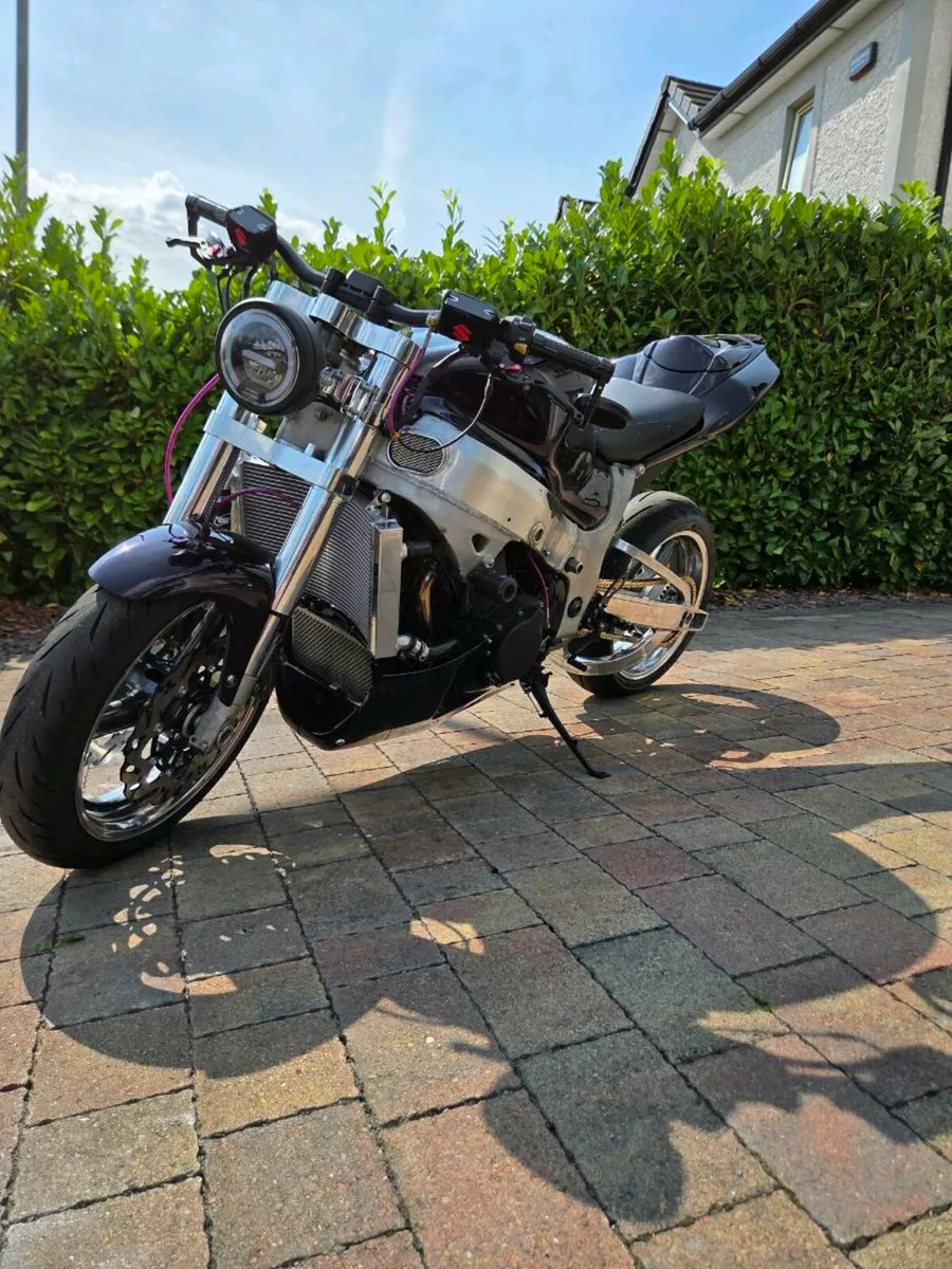 Suzuki hayabusa - Image 1