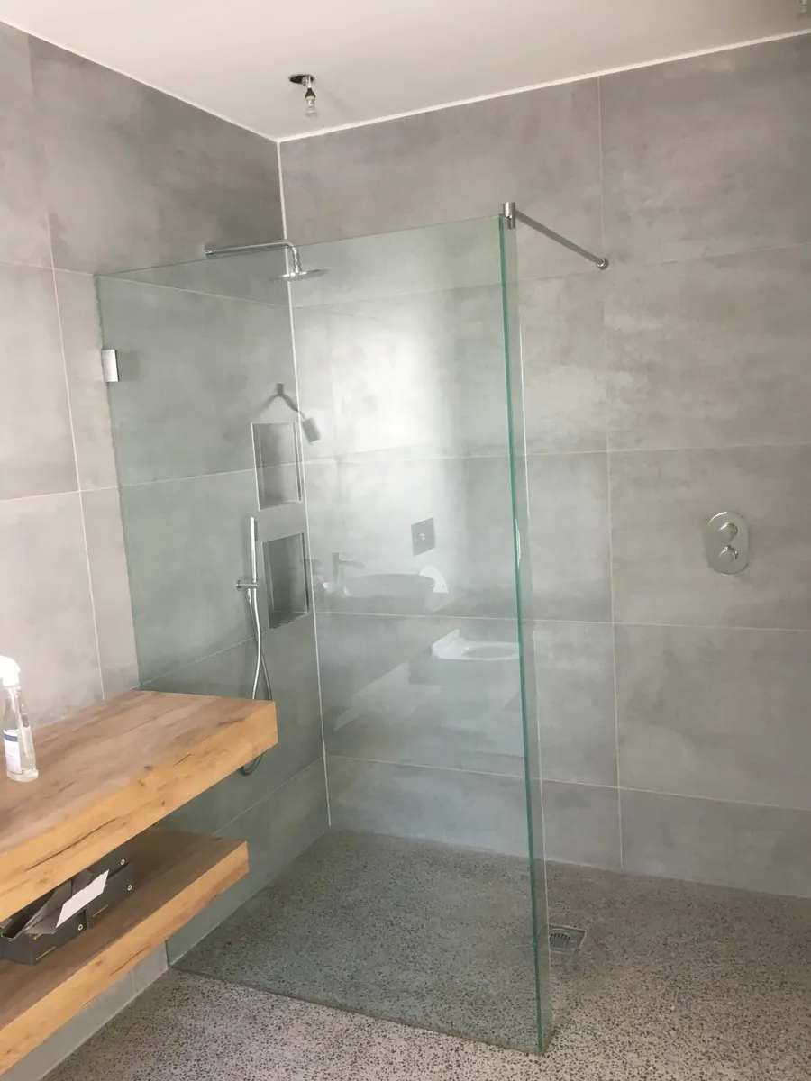 shower Enclosures Attic - Image 3