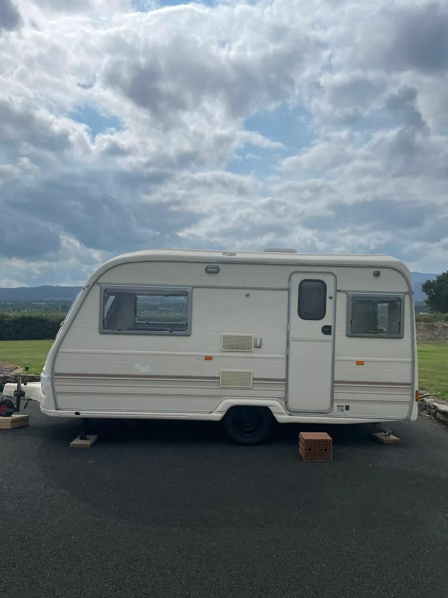 Caravan - Image 1
