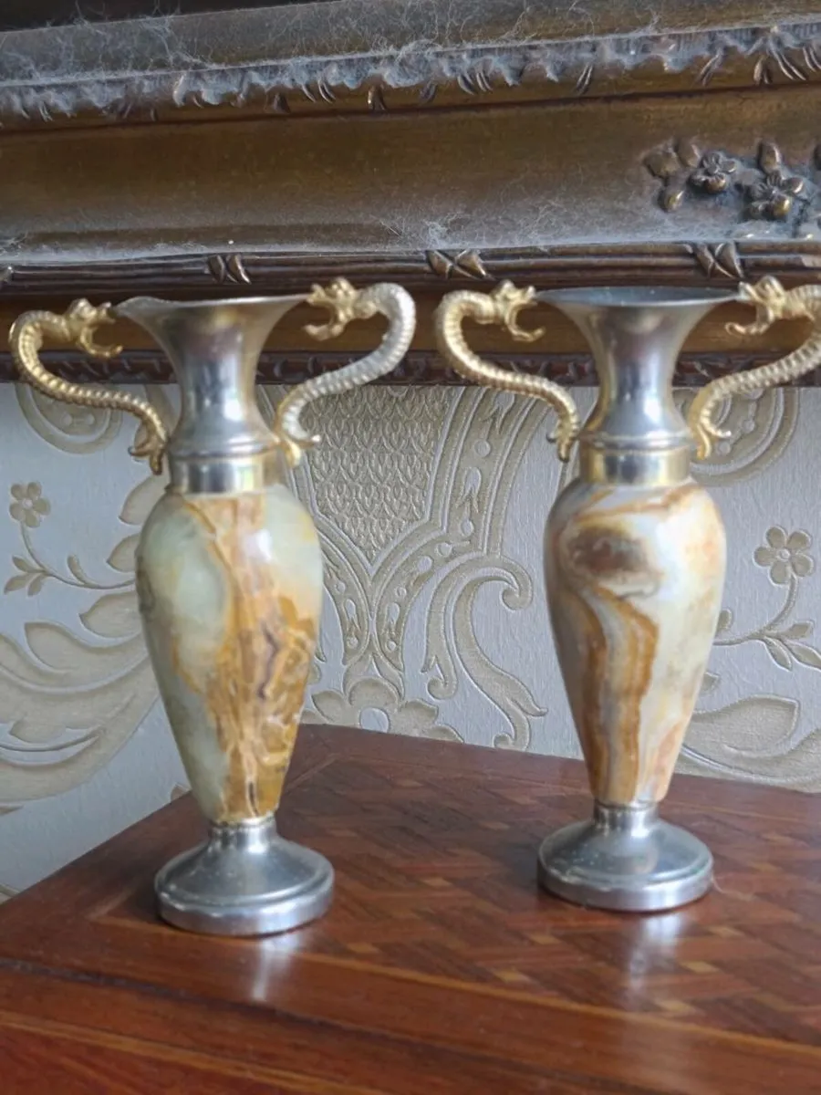 Italian carved vases - Image 1