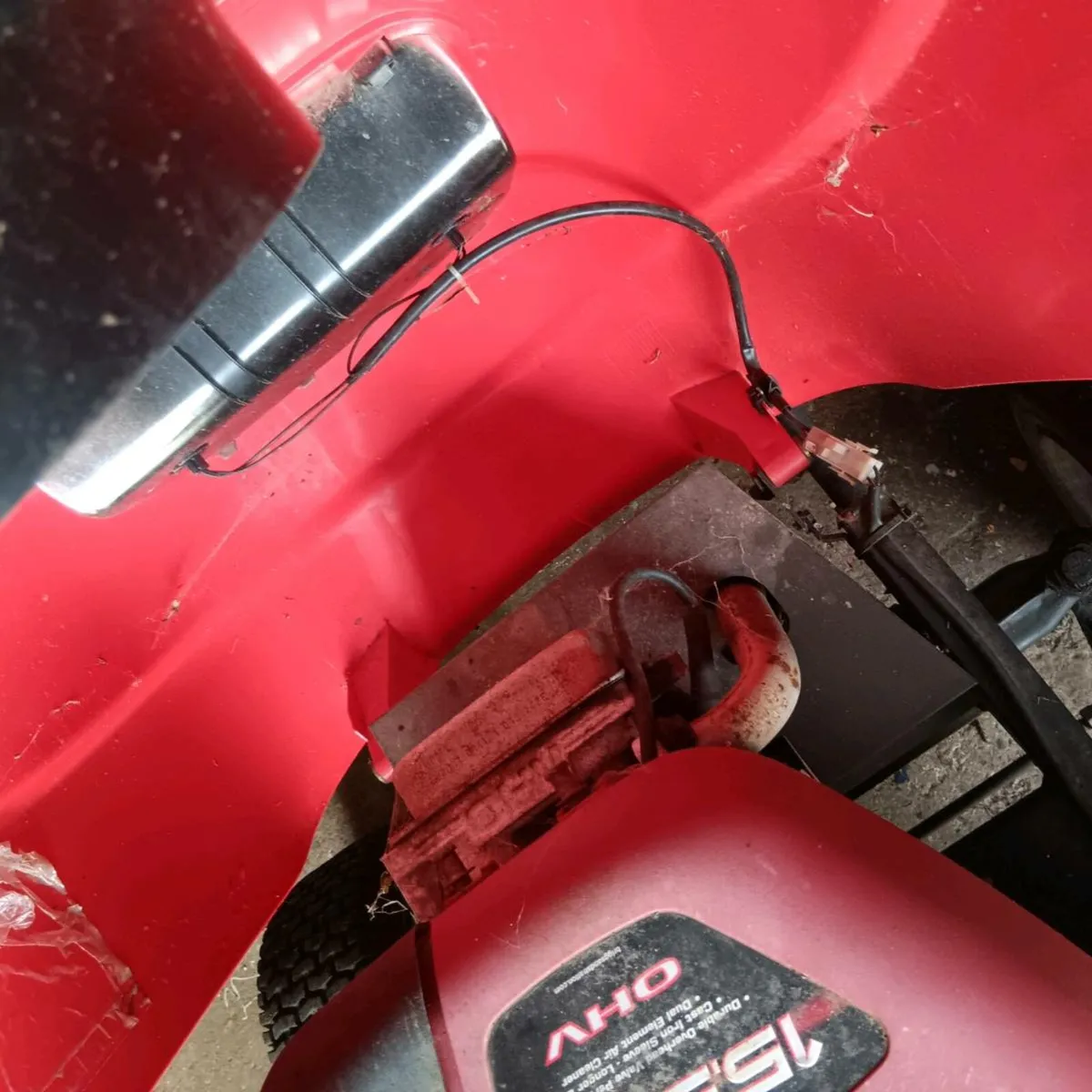 Replacement 15.5hp Briggs and Stratton engines - Image 2