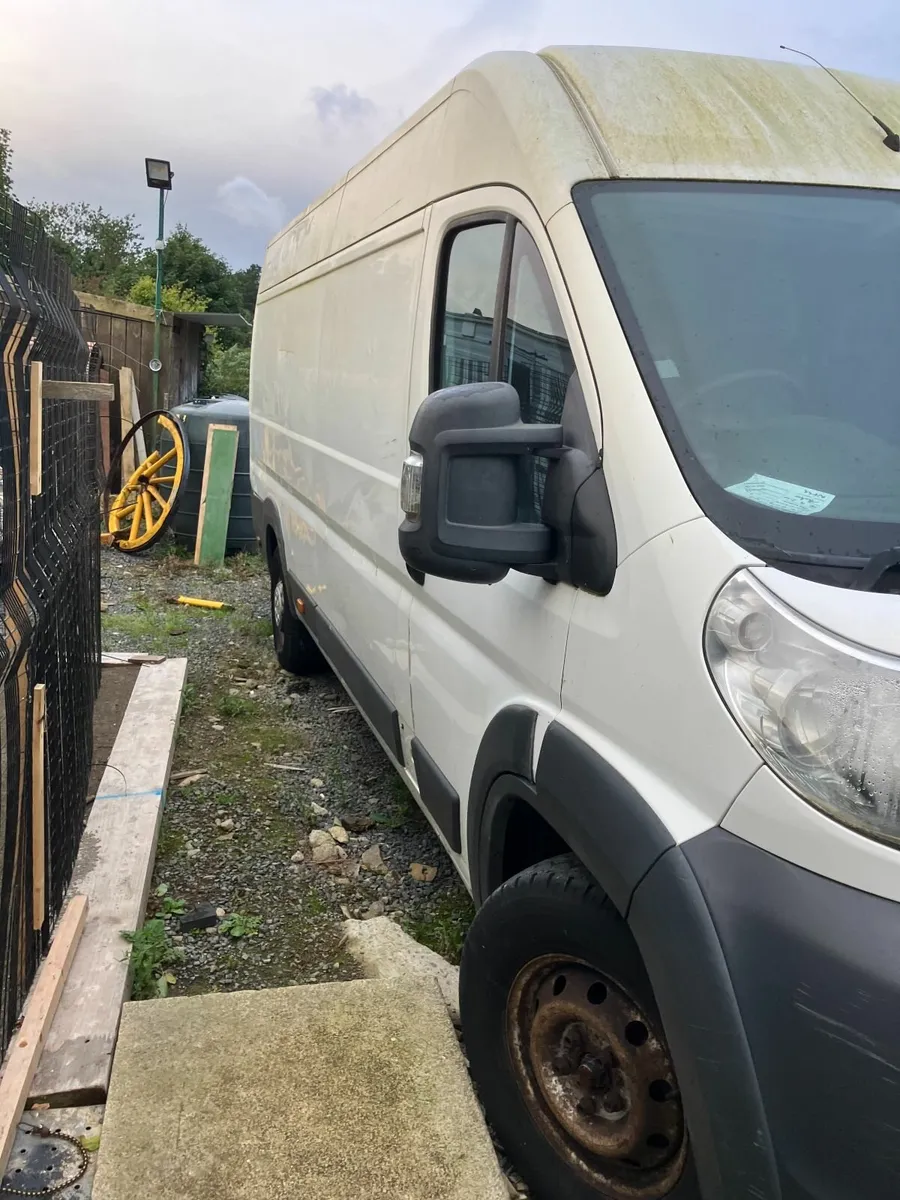 Peugeot Boxer 2014 parts or repair - Image 3