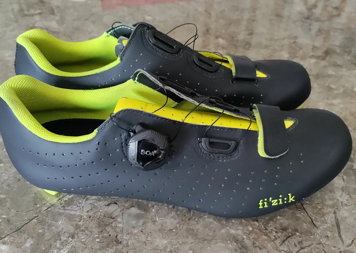 Fizik Overcurve Tempo R5 Road cycling shoes 8uk 42 - Image 2