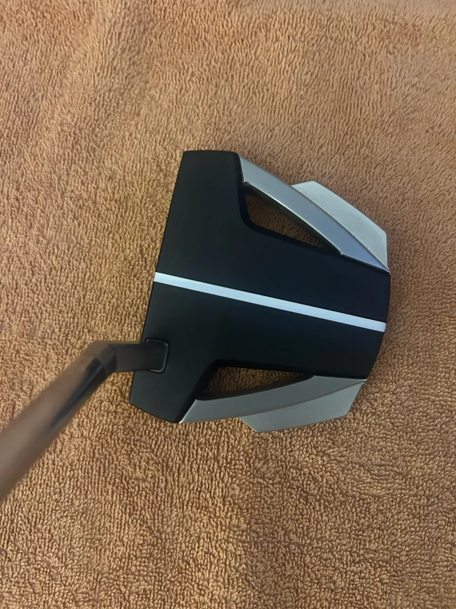 Evnroll 12 Putter - Image 1