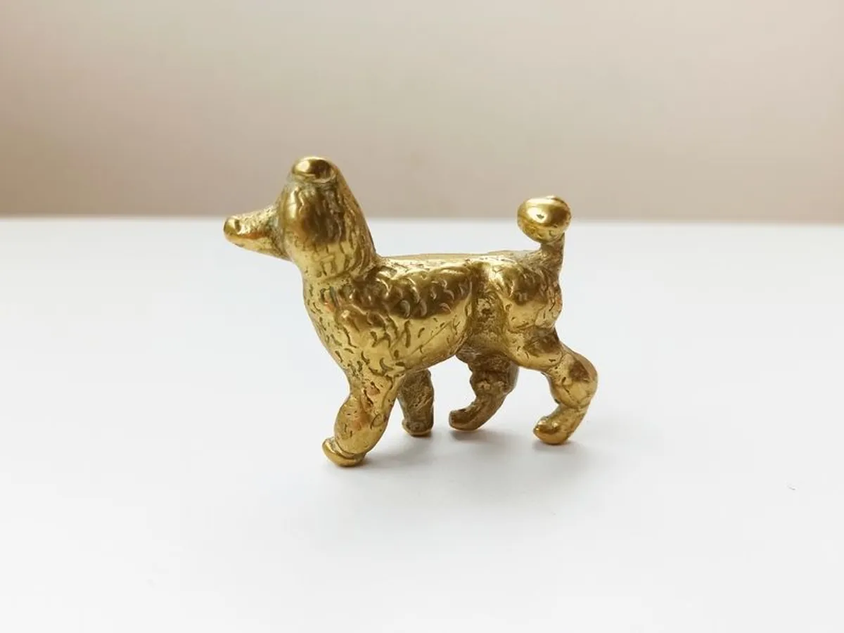 Solid brass dog figurine - Image 1