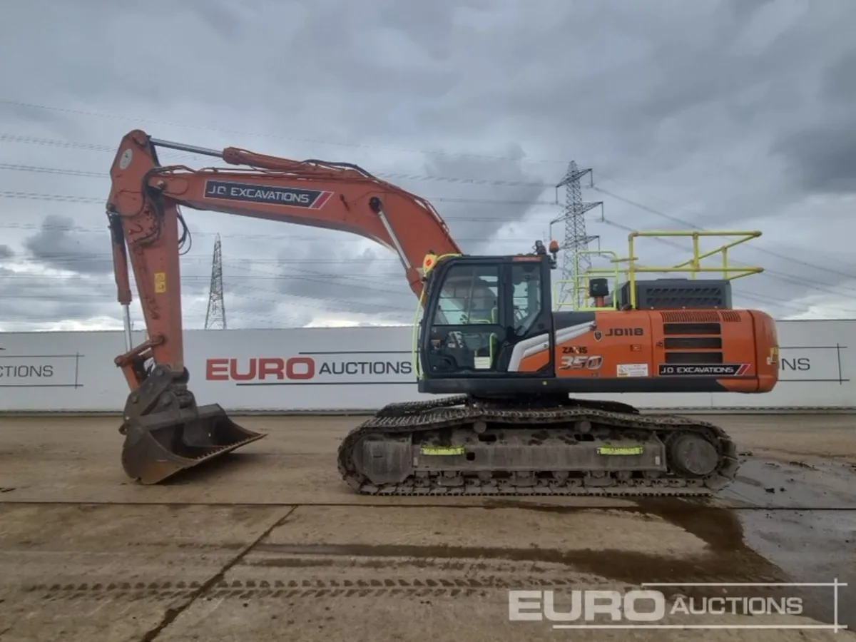 2022 Hitachi ZX350LC-7 - Image 2