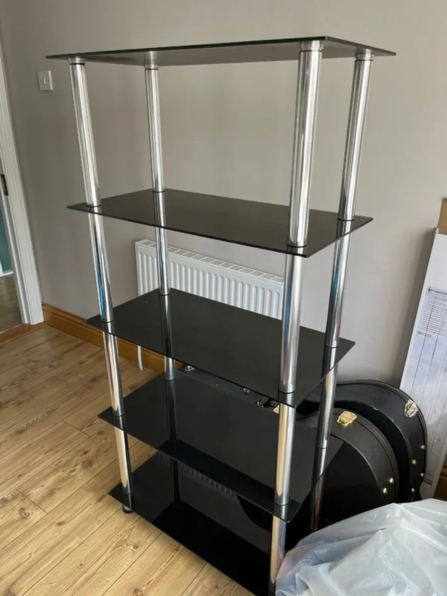 Glass shelving - Image 1