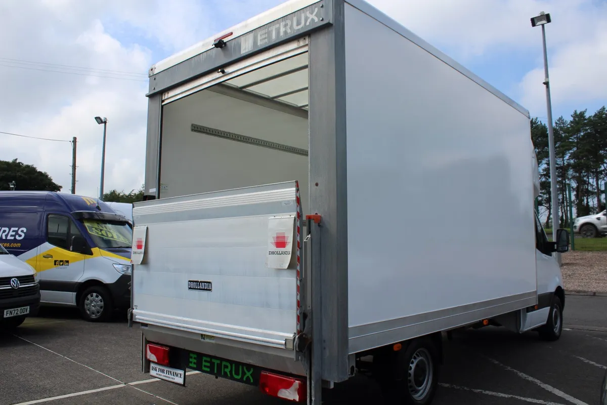2022 Mercedes-Benz Sprinter 315 Luton Tail Lift - Image 4